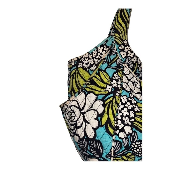 Vera Bradley Sweet Heart Tote bag in Island Blooms Pattern - Picture 4 of 5